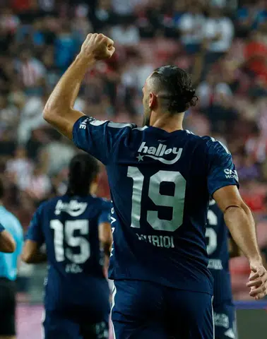 Fenerbahçe Samsun’da İlk Yarıyı Önde Kapattı