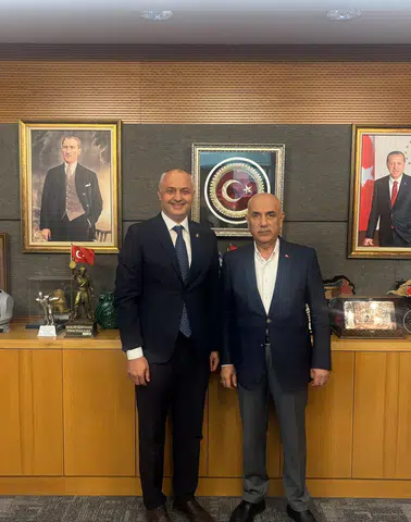 Başkan Gökşen’den Vahit Kirişci’ye TBMM'de Ziyaret