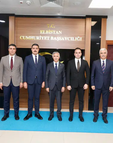 Vali Mükerrem Ünlüer’den Elbistan Adliyesine Ziyaret