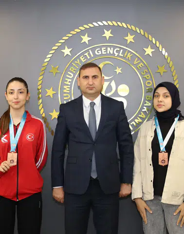 Şampiyon Karateciler Yasin Özdemir’le Bir Araya Geldi