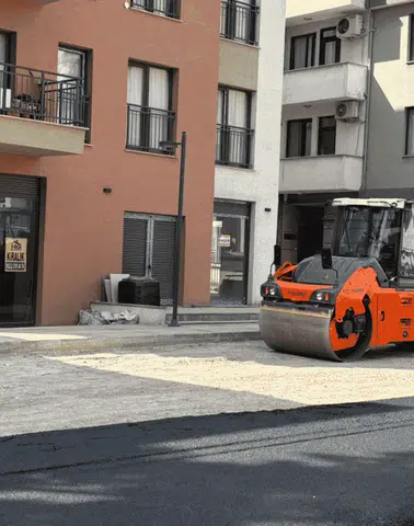 Kahramanmaraş’ın Merkezinde Asfalt Mesaisi
