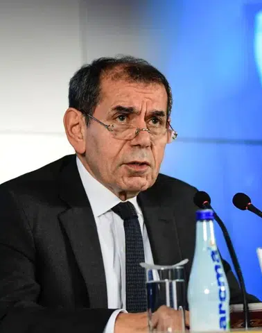 Dursun Özbek’ten Okan Buruk’a Güven ve Destek Mesajı