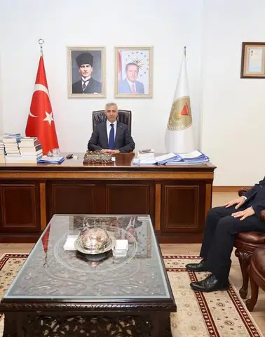 Mehmet Fetih Yanardağ’dan Vali Ünlüer’e ziyaret