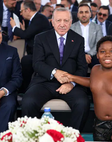 Erdoğan’ın Sohbet Ettiği Minik Güreşçi O Anları Anlattı