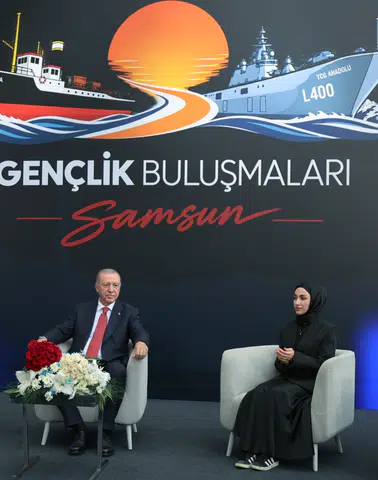 Cumhurbaşkanı Erdoğan: Geleceğin Türkiyesi'ni gençler hazırlayacak