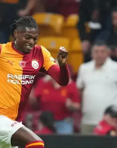Galatasaray-Kocaelispor maçında ilk yarı golsüz bitti