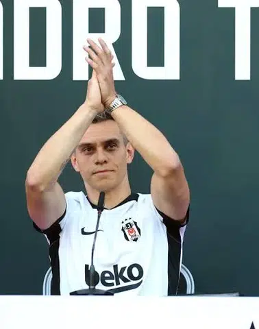 Trossard’dan Derbi Mesajı: “Daha İyi Olan Taraf Bizdik”