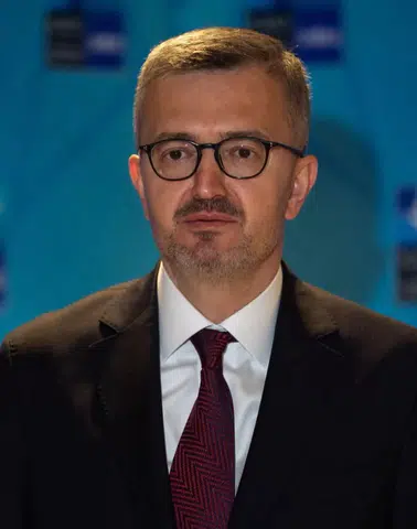 Burhanettin Duran'dan 12 ülkenin Batı Şeria kararına destek