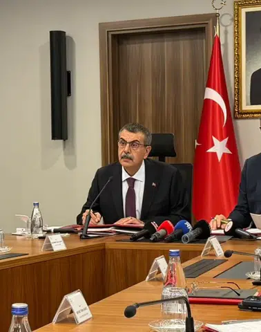 Okullarda Yeni Güvenlik Dönemi: 31 Bin Görevli İstihdam Edildi