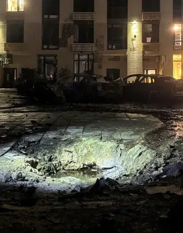 Kiev’de 25 Katlı Binaya İHA Saldırısı: 2 Can Kaybı, 9 Yaralı