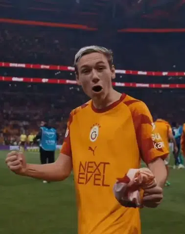 Galatasaray - Barcelona Maçında İlk Yarıda Eşitlik: 1-1