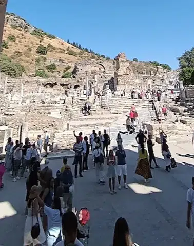 Yerli turist 3 ayda 155 milyar TL harcadı! Seyahat sayısı geriledi
