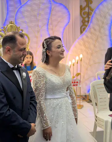 Zuhal Karakoç, Kahramanmaraş’ta Gazeteci Çiftin Düğününde