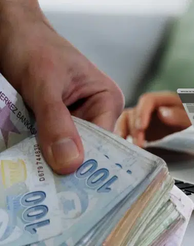 Kredi Kartlarında Yeni Dönem: Limitler Değişiyor