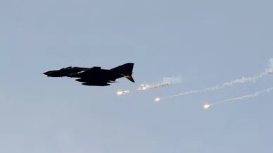 İsrail'den, Gazze Şeridi’ndeki sivil yerleşim yerlerine hava saldırısı