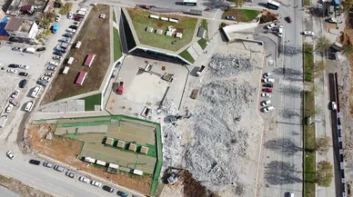 Memleketin parası çöğe gitti! Kültür Park’taki yıkım dron ile görüntülendi