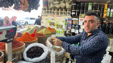 Kahramanmaraş’ta havaların soğuması ile kış çaylarına talep arttı