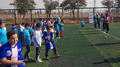 Depremzede çocuklara 'hentbol' morali