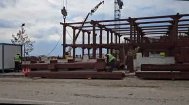 9 büyüklüğündeki depreme dayanıklı 72 yataklı hastanenin inşaatı sürüyor