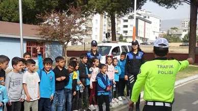 Çocuklar trafik konusunda bilinçleniyor!