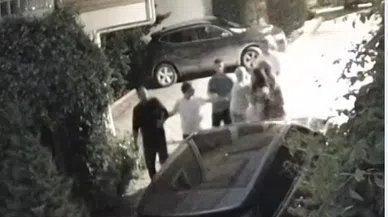Dilan ve Engin Polat çiftinin villalarında komşusuyla yaşadığı park kavgasının görüntüleri ortaya çıktı