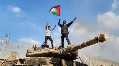 İsrail ve Hamas, İsrailli esirlere ilaç ve Gazze’ye ek insani yardım sağlanması konusunda anlaştı