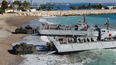 Deniz Kuvvetleri "Doğu Akdeniz-2023 Tatbikatı"nda nefes kesti