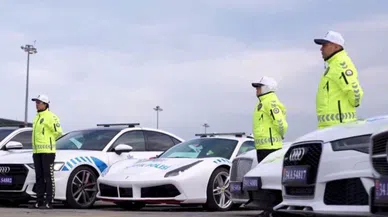 Ferrari'den Range Rover'a hepsi Emniyet'in oldu!
