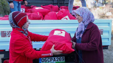 Kızılay'dan depremzedelere kış yardımı
