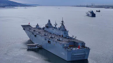 TCG Anadolu tüm heybetiyle havadan görüntülendi