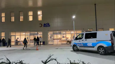Husumetli gençler arasında çıkan tartışmada kan aktı, 1 kişi bıçakla yaralandı