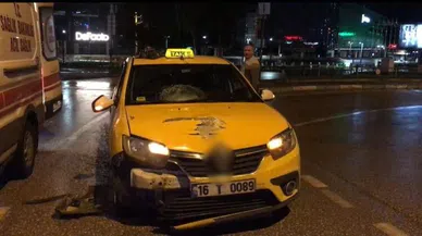 Yolun karşısına geçmeye çalışan şahsa ticari taksi çarptı