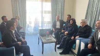 Yerinde dönüşüm projesiyle inşa edilen ilk konut depremzede aileye teslime edildi