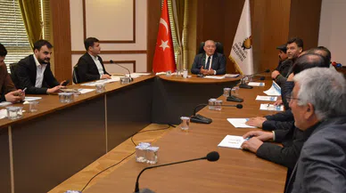 Hanefi Mahçiçek, ilçede görev yapan muhtarlarla bir araya geldi