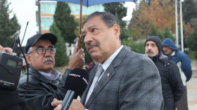 Mehmet Sabancı Orta Hasarlı Bina Mağdurları Platformu’nun eylemine destek verdi