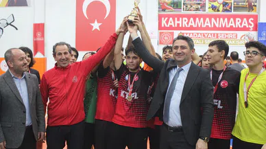 Kahramanmaraş TOBB Fen Lisesi Futsal’da şampiyon oldu