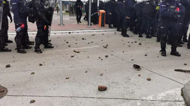 Polonya polisi Cumhurbaşkanlığı Sarayı'nı bastı