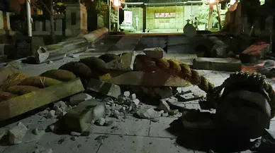 Japonya’daki 7.6’lık depremde 2 kişi hayatını kaybetti