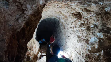 Tünel kazıp define arayan 8 kişiye suçüstü