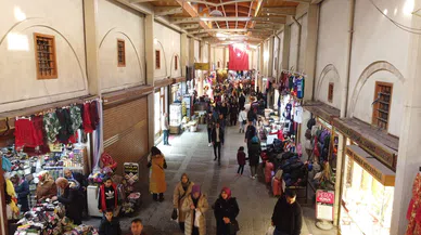 Yeni yılın ilk günlerinde Maraş Kapalı Çarşı’da yoğunluk
