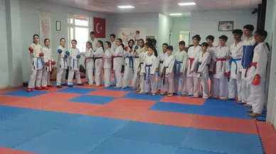 Genç ve Yıldızlar Karate Turnuvası Tamamlandı