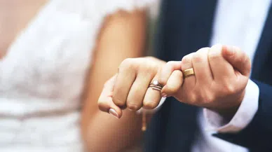 Yeni evleneceklere 150 bin TL faizsiz kredi kimlere verilecek, nasıl başvurulur?