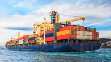 Dış ticaret açığı Ocak ayında yüzde 56,4 azaldı