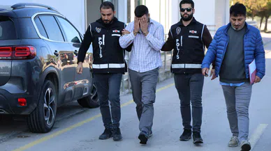 Çevirmede polislere 'hayırdır devrem' diyen sahte polis yakalandı