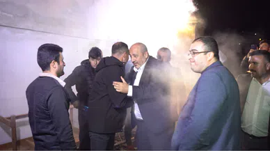 “Bu sevgi selinin arkasında kimse duramaz”