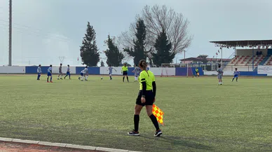 Okullar Arası Yıldızlar Futbol Müsabakaları Başladı