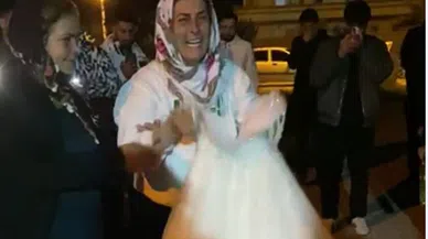 Eşi tarafından öldürülen kadının gelinliğini annesi yaktı