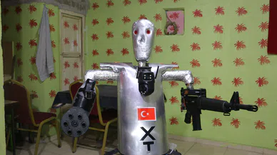 Siirtli kaşif yapay zekalı robot asker yaptı