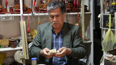 Ahşapla çocukların dünyasını renklendiriyor