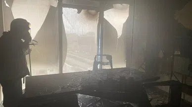 İş yerinde çıkan yangında maddi hasar oluştu  